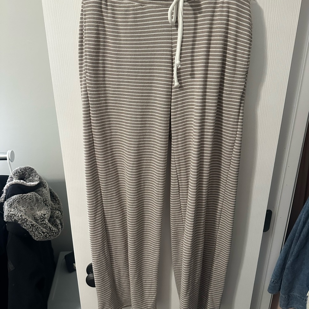 Gilly Hicks Beige Striped Lounge Pants
